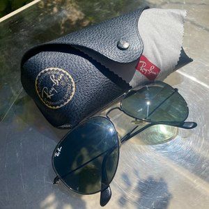 RAY-BAN Aviator Total Black